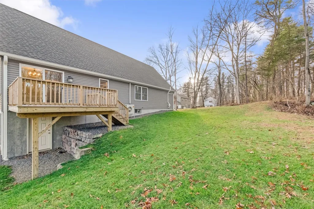 93 Kelly Road Red Hook NY 12571