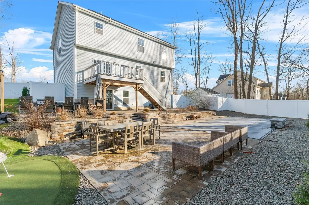 16 Copper Rock Road Walden NY 12586