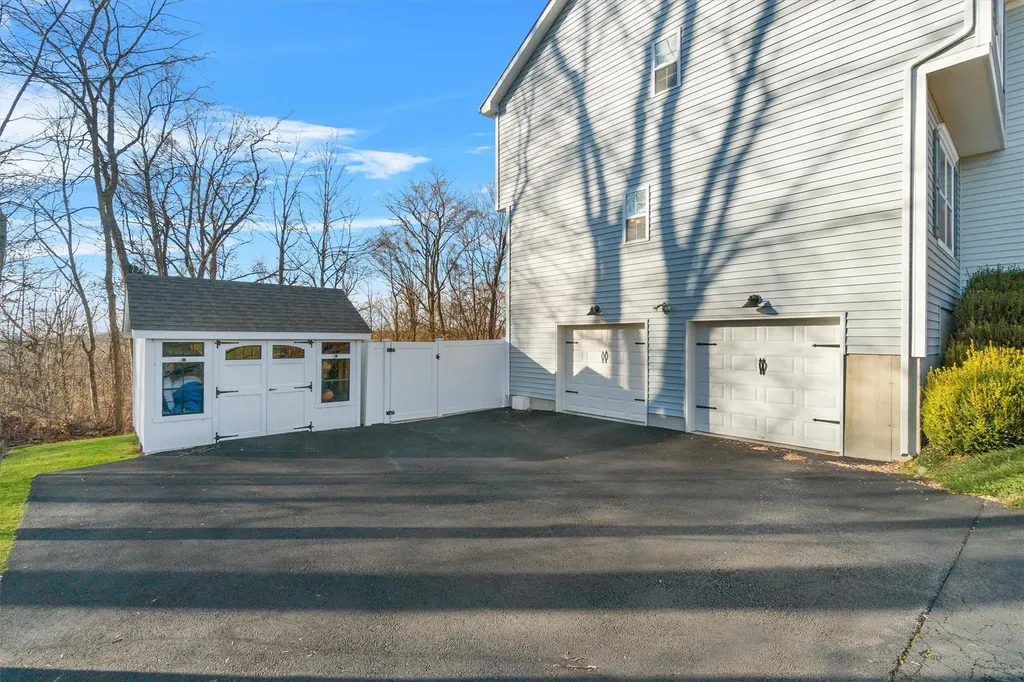 16 Copper Rock Road Walden NY 12586