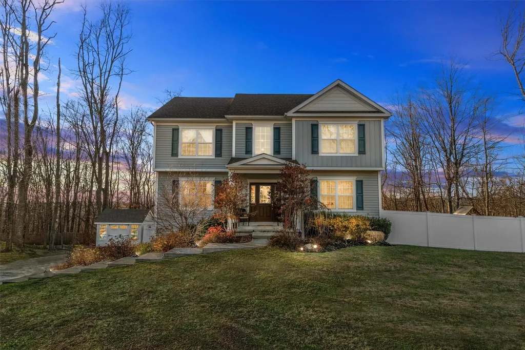 16 Copper Rock Road Walden NY 12586