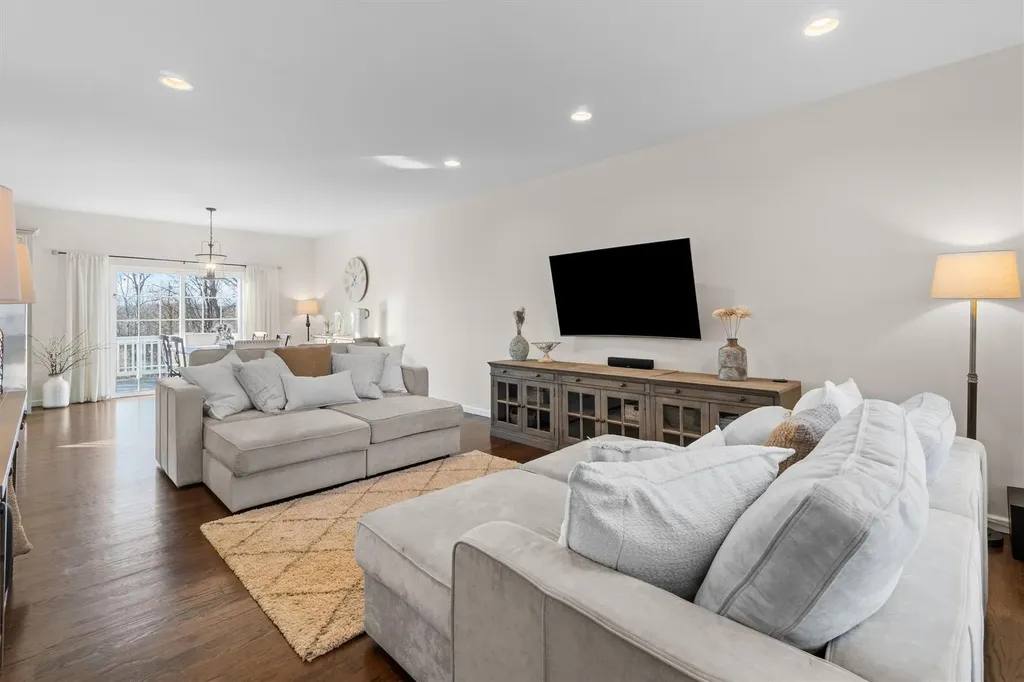 16 Copper Rock Road Walden NY 12586
