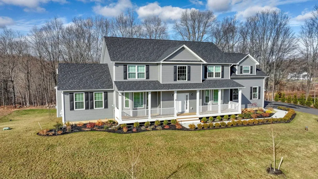 10 Sycamore Ridge Road Middletown NY 10941