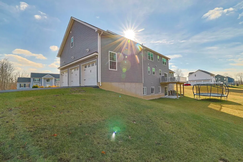 10 Sycamore Ridge Road Middletown NY 10941