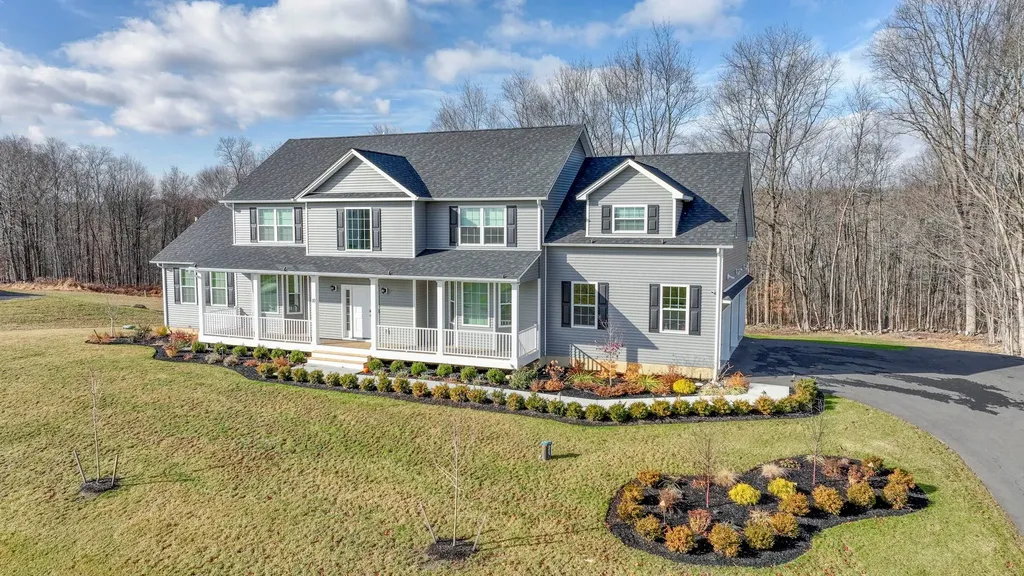 10 Sycamore Ridge Road Middletown NY 10941