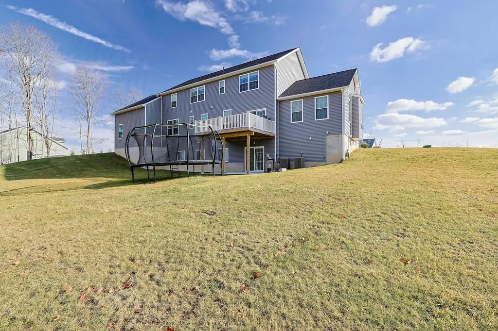 10 Sycamore Ridge Road Middletown NY 10941