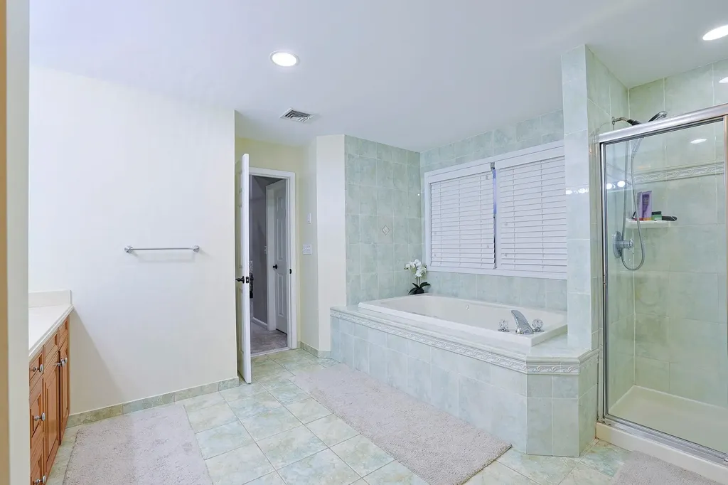 15 Lambros Drive Monroe NY 10950