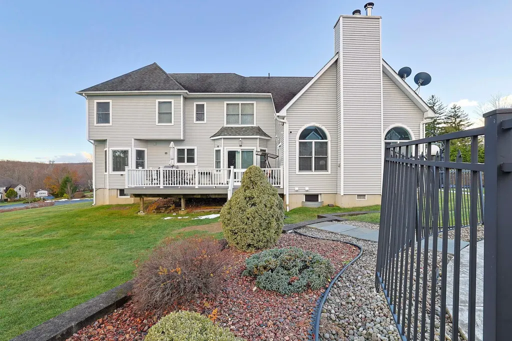 15 Lambros Drive Monroe NY 10950