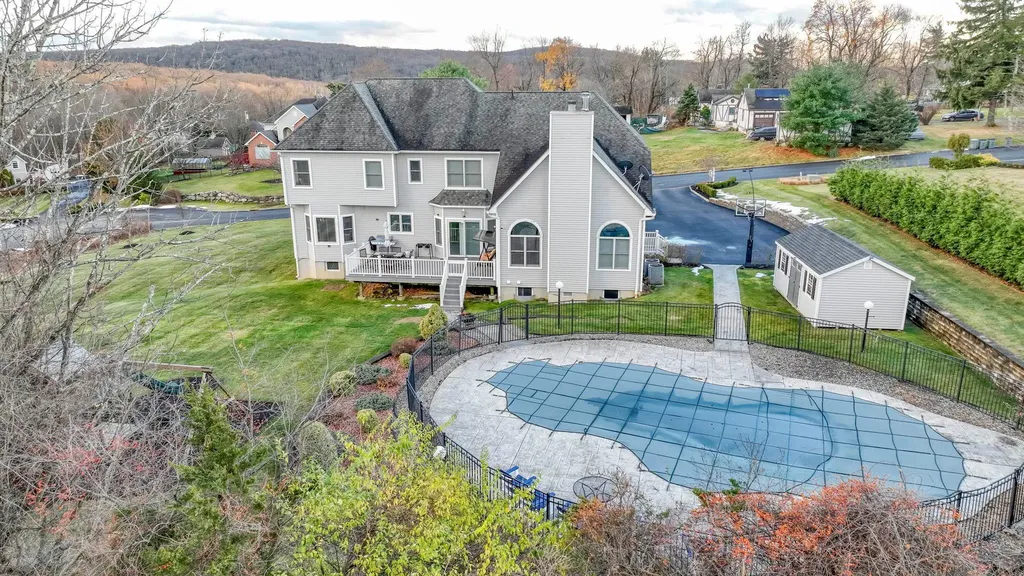 15 Lambros Drive Monroe NY 10950