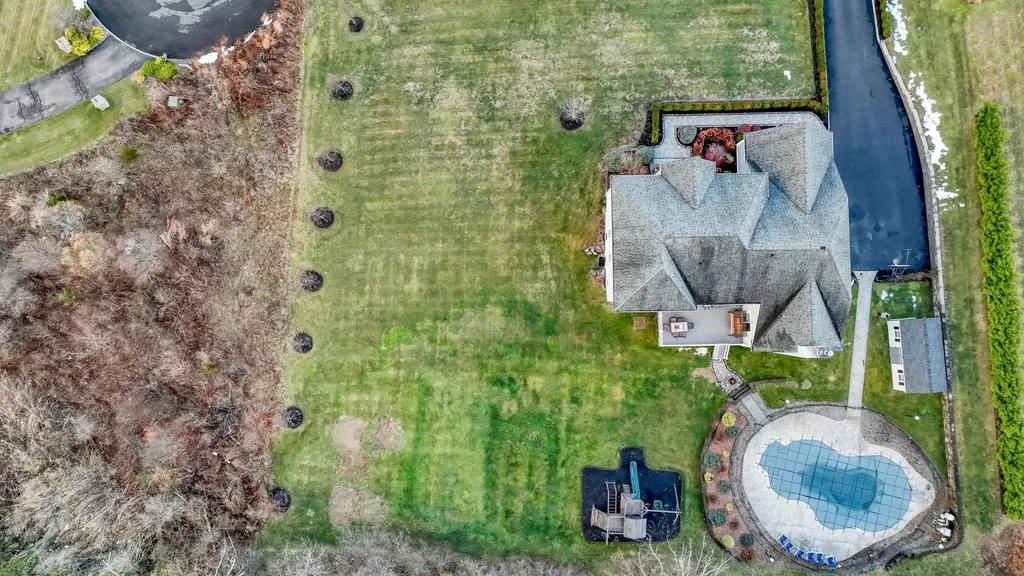 15 Lambros Drive Monroe NY 10950