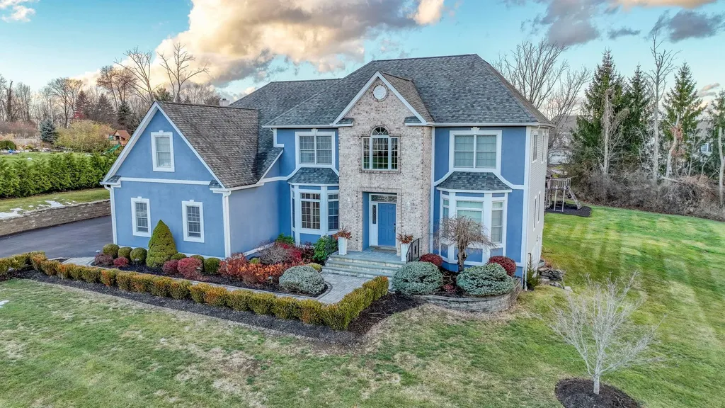 15 Lambros Drive Monroe NY 10950