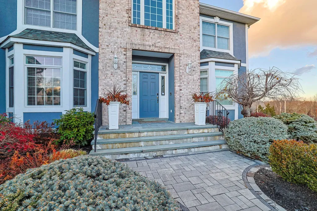 15 Lambros Drive Monroe NY 10950
