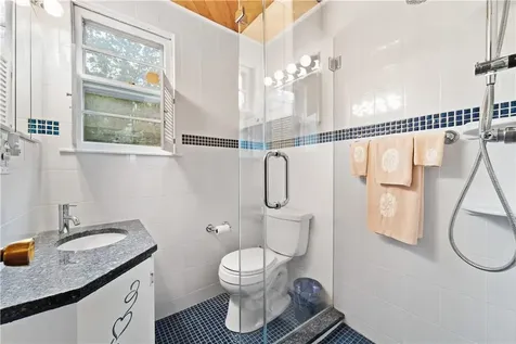 106 Robertson Avenue White Plains NY 10606