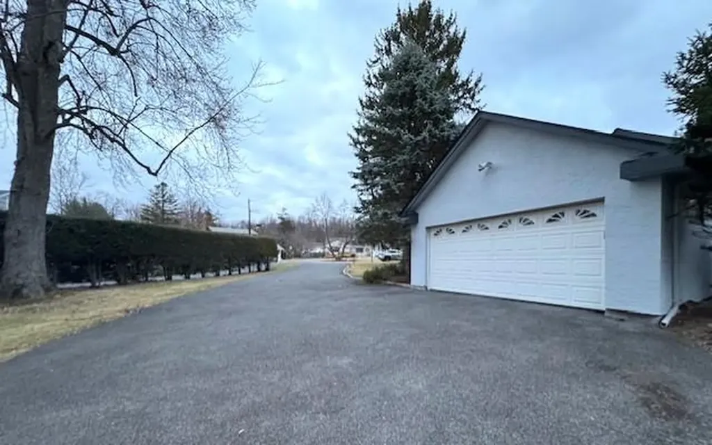 5 Mellis Place Valhalla NY 10595