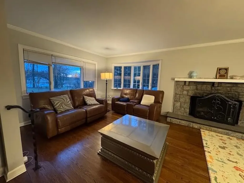 5 Mellis Place Valhalla NY 10595