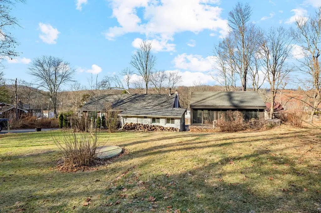 15 Grandview Trail Monroe NY 10950