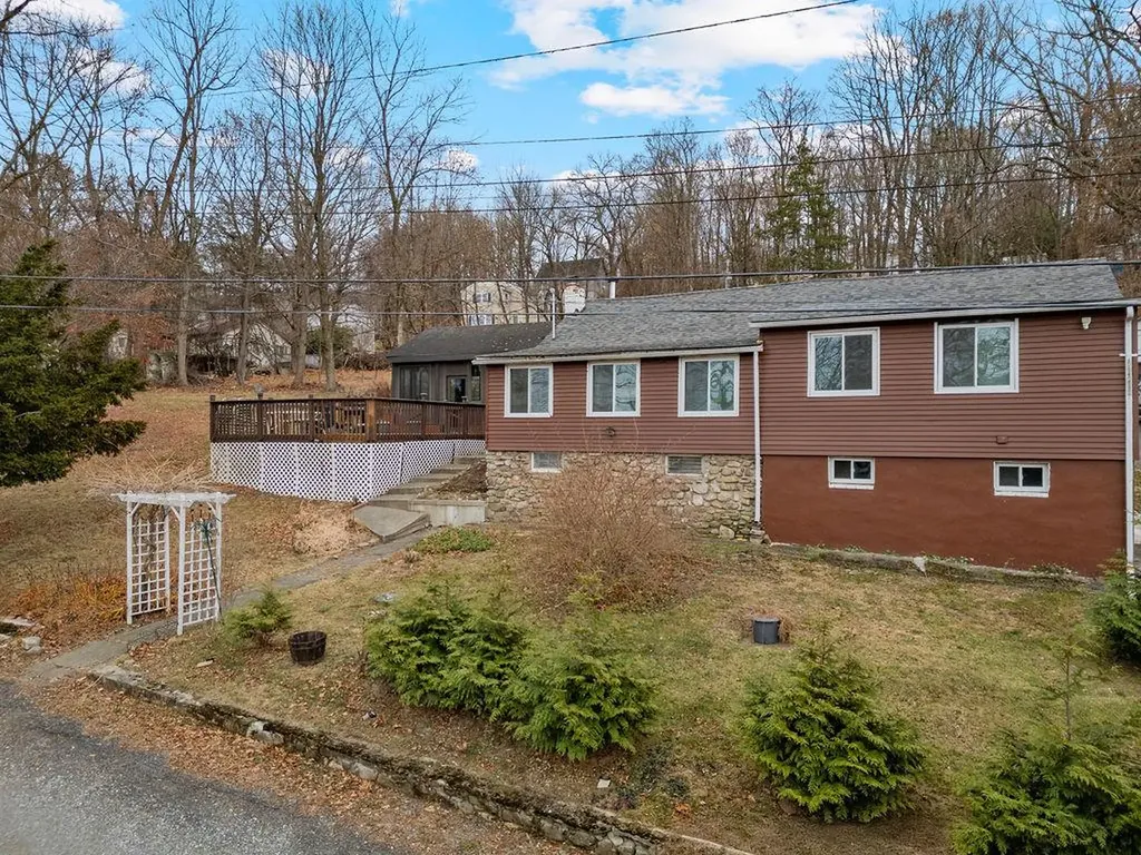 15 Grandview Trail Monroe NY 10950