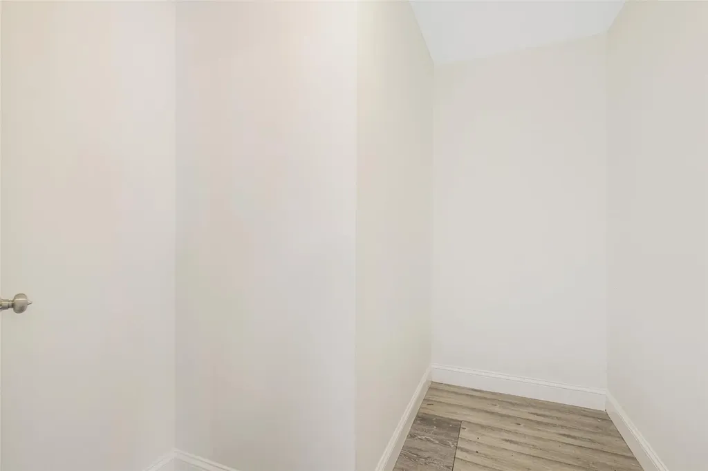 18 Magurno Lane Poughkeepsie NY 12603
