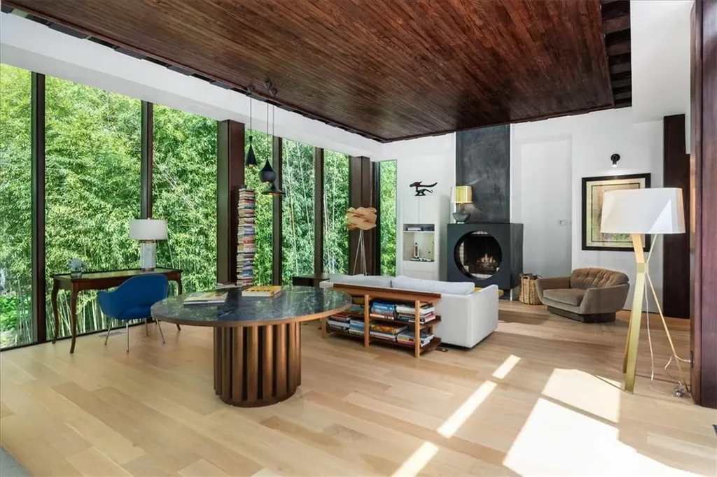 971 Fenimore Road Larchmont NY 10538