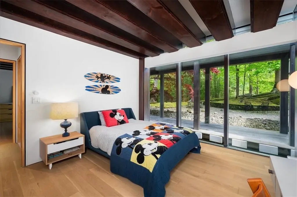 971 Fenimore Road Larchmont NY 10538
