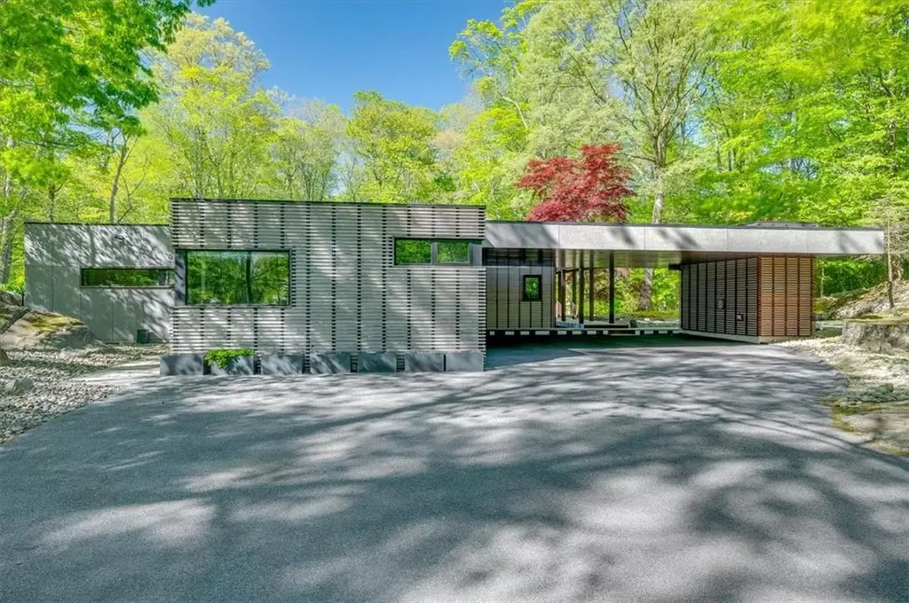 971 Fenimore Road Larchmont NY 10538