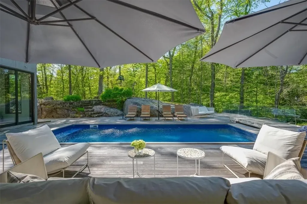 971 Fenimore Road Larchmont NY 10538