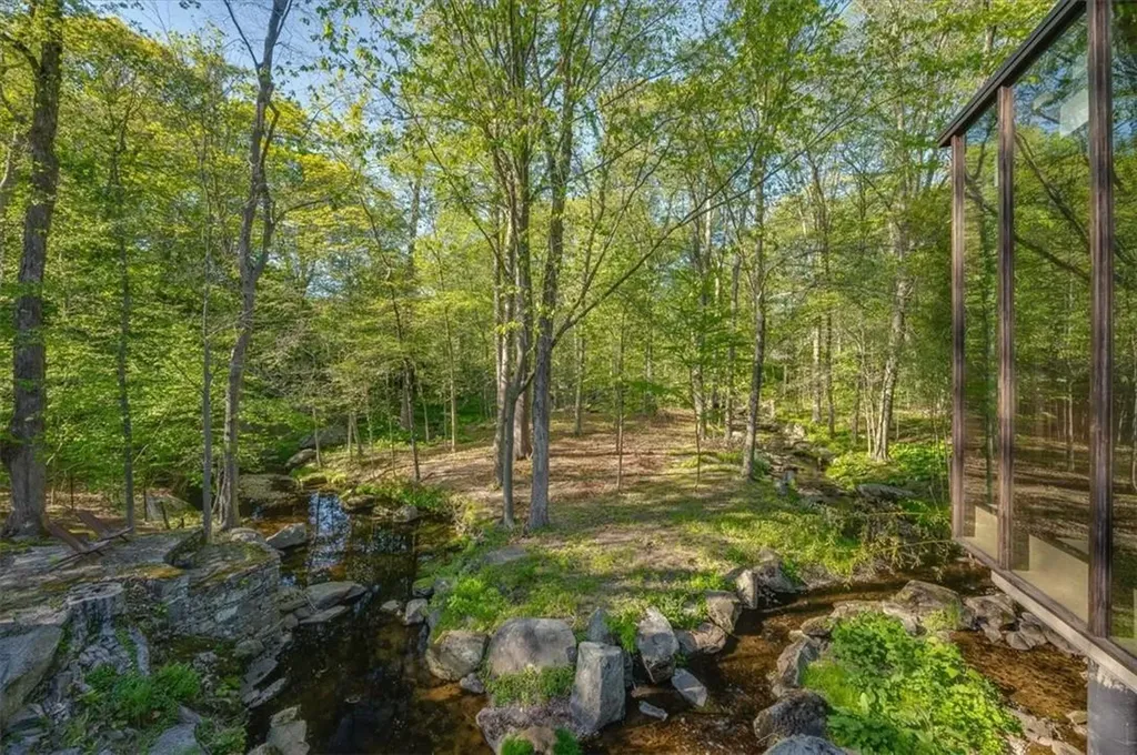 971 Fenimore Road Larchmont NY 10538