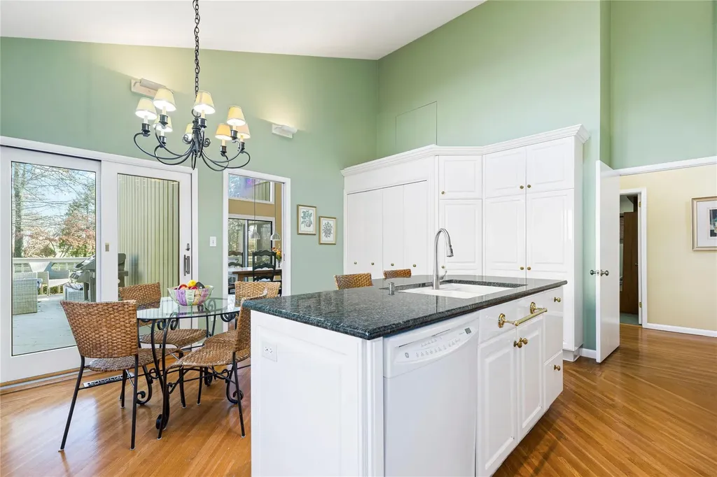 53 Talcott Road Rye Brook NY 10573