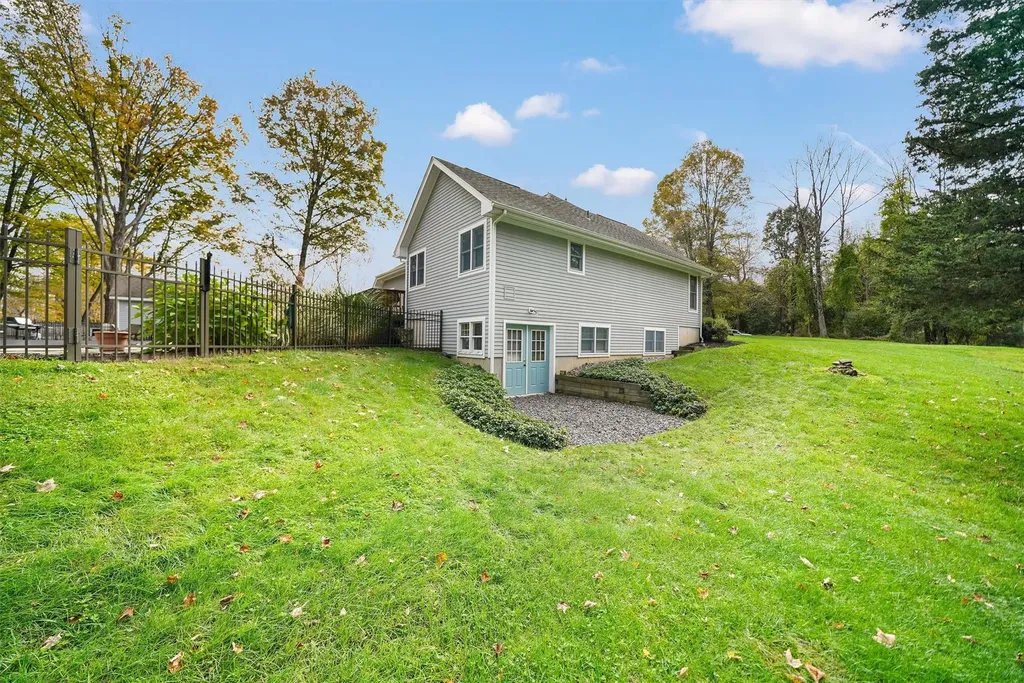 87 Walling Road Warwick NY 10990