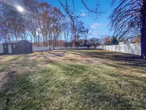 399 Auborn Brookhaven NY 11967