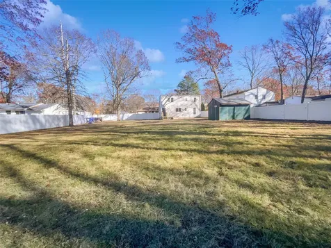 399 Auborn Brookhaven NY 11967