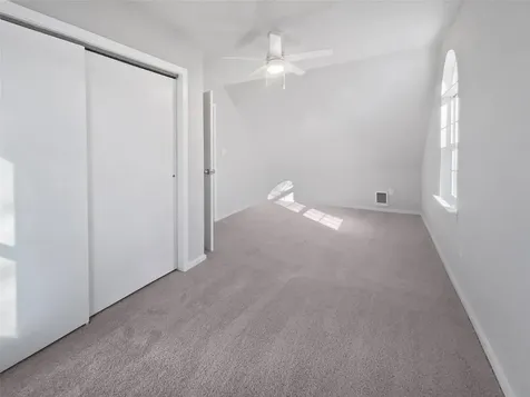 399 Auborn Brookhaven NY 11967