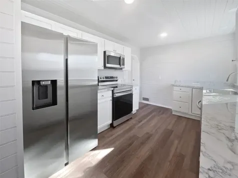 399 Auborn Brookhaven NY 11967