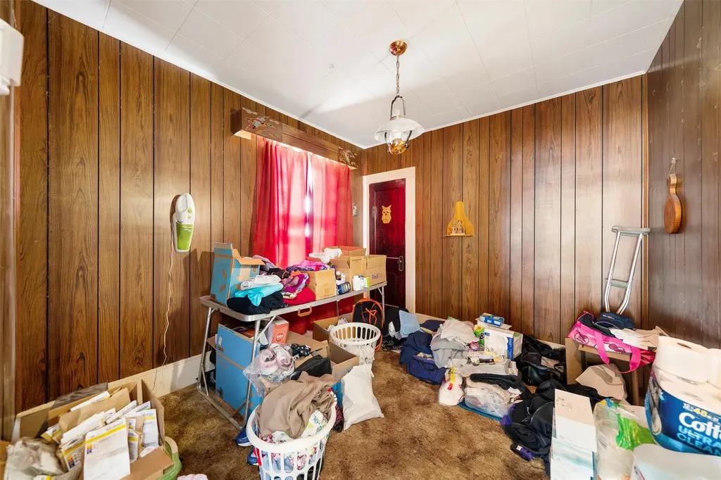 156 Commonwealth Avenue Middletown NY 10940