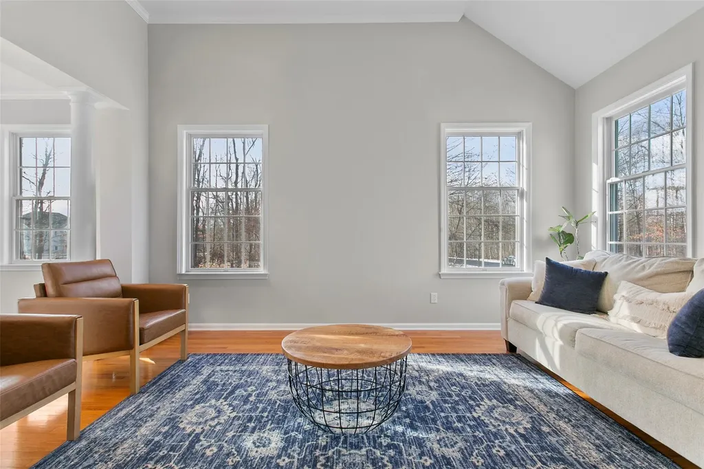 44 Loomis Drive Baldwin Place NY 10505
