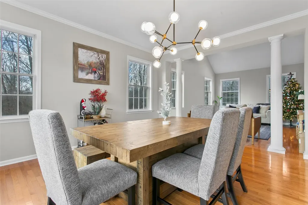 44 Loomis Drive Baldwin Place NY 10505
