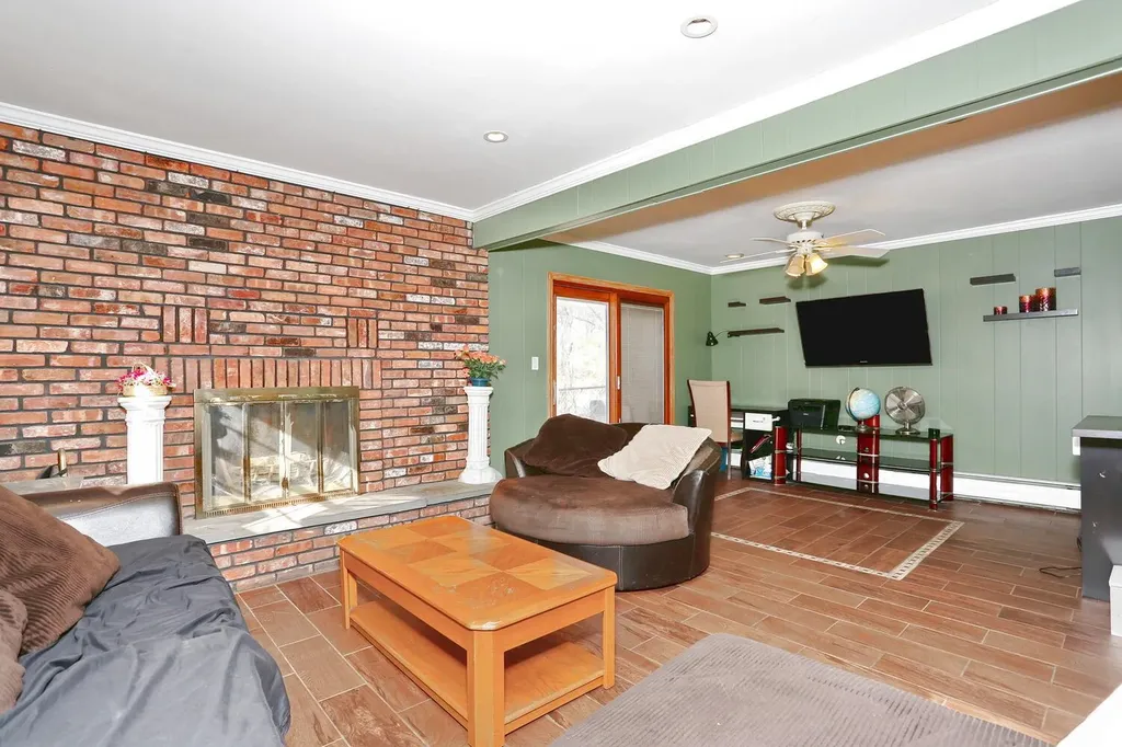 30 Phyllis Drive Pomona NY 10970