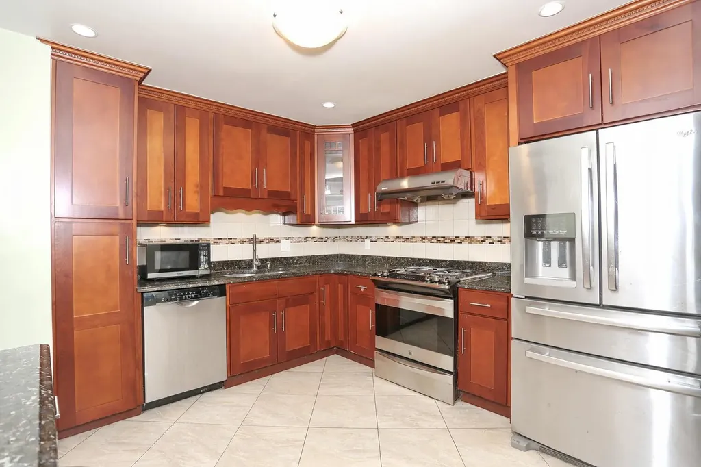 30 Phyllis Drive Pomona NY 10970