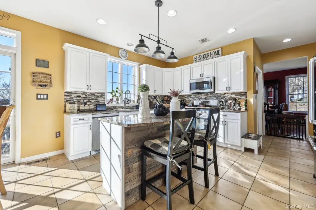 13 Mansion Ridge Boulevard Monroe NY 10950
