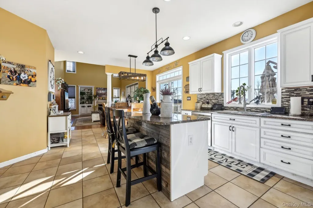 13 Mansion Ridge Boulevard Monroe NY 10950