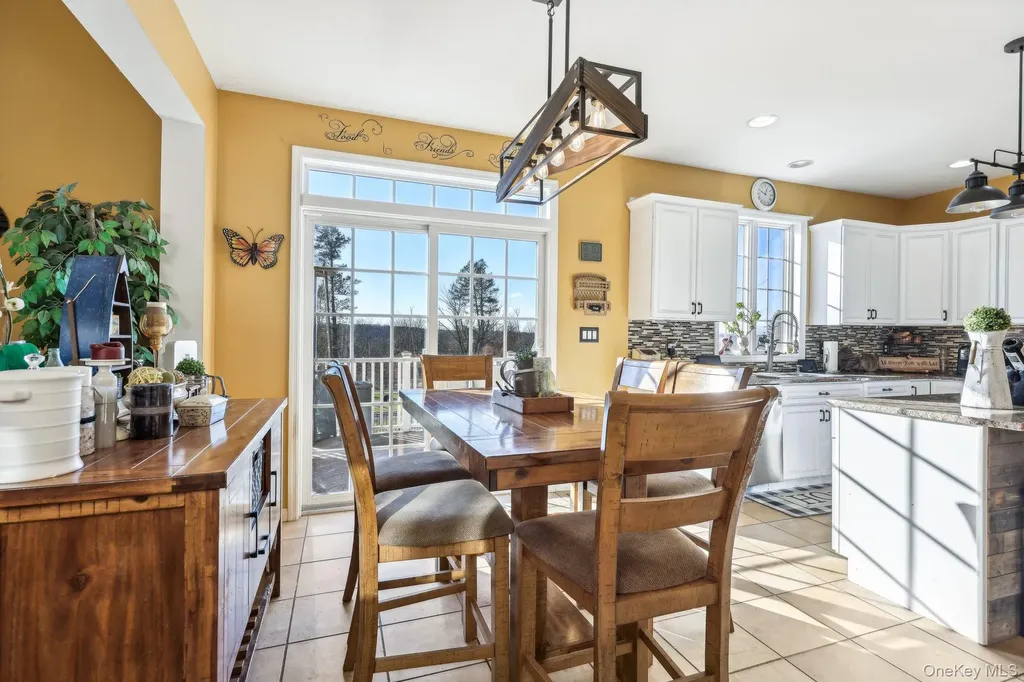 13 Mansion Ridge Boulevard Monroe NY 10950