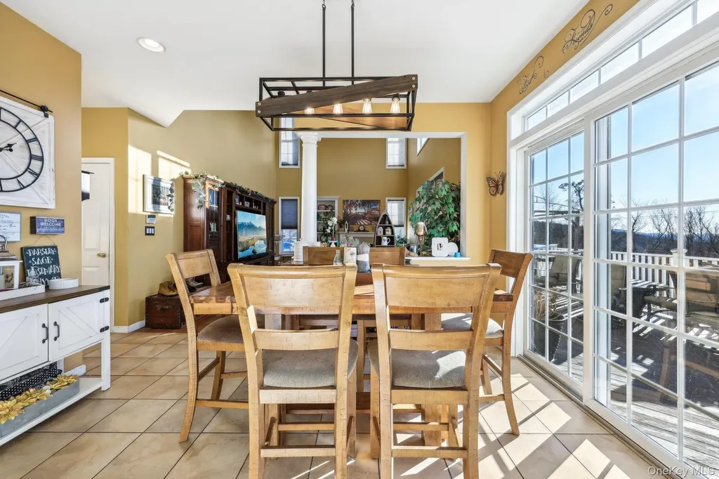 13 Mansion Ridge Boulevard Monroe NY 10950