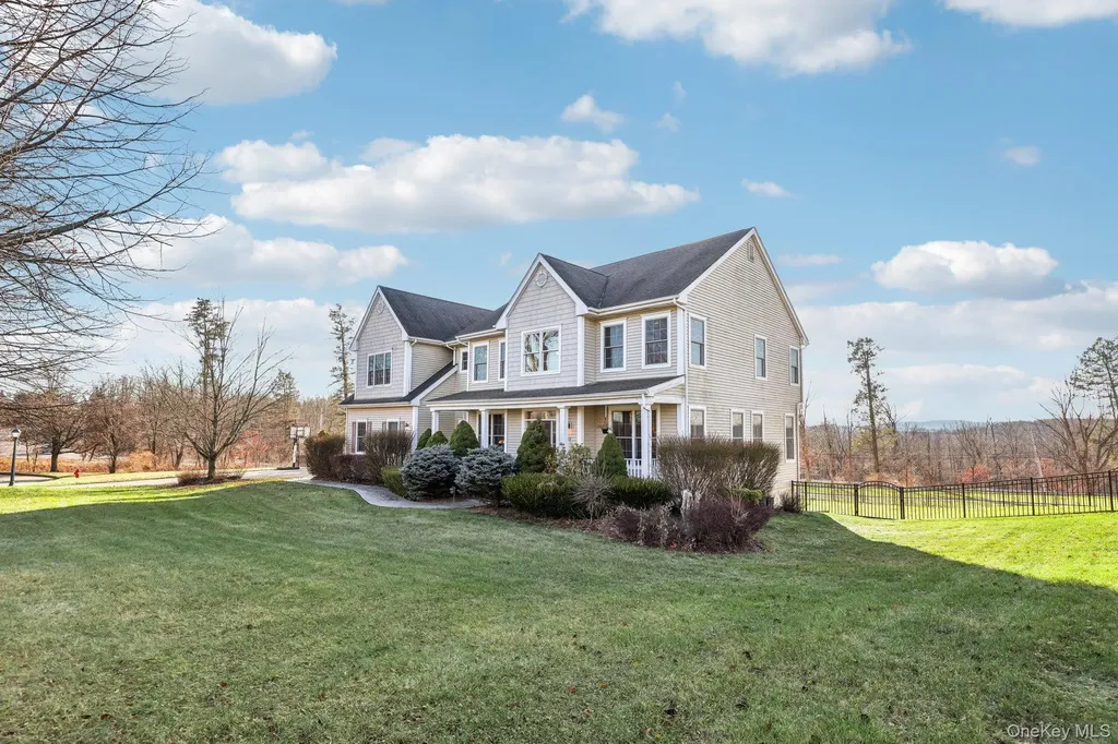 13 Mansion Ridge Boulevard Monroe NY 10950