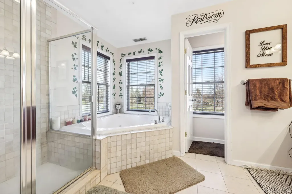 13 Mansion Ridge Boulevard Monroe NY 10950