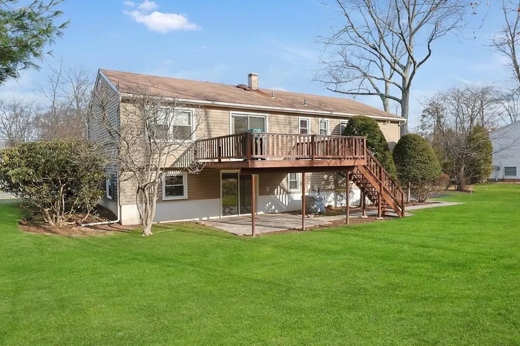 6 Lenbar Circle New City NY 10956