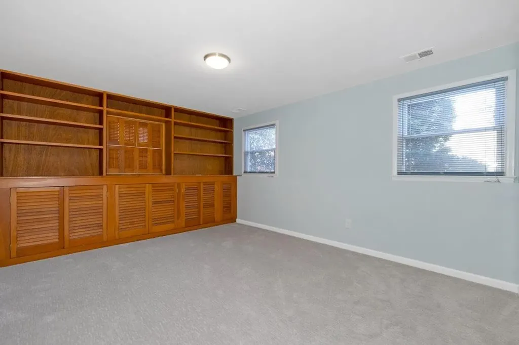 6 Lenbar Circle New City NY 10956