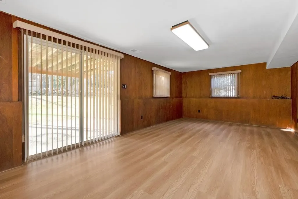 6 Lenbar Circle New City NY 10956