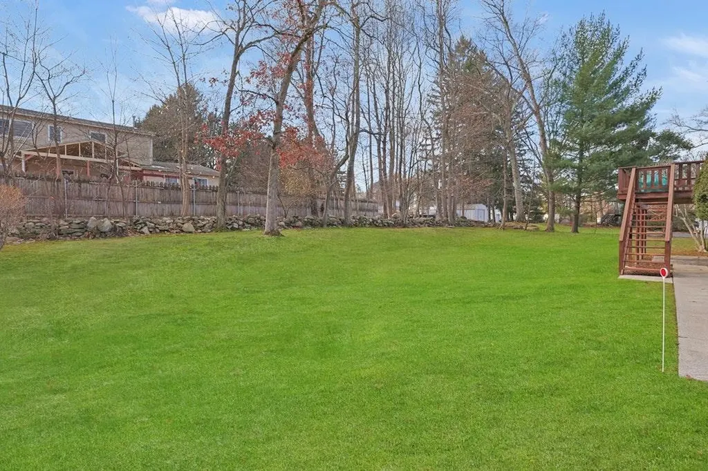 6 Lenbar Circle New City NY 10956