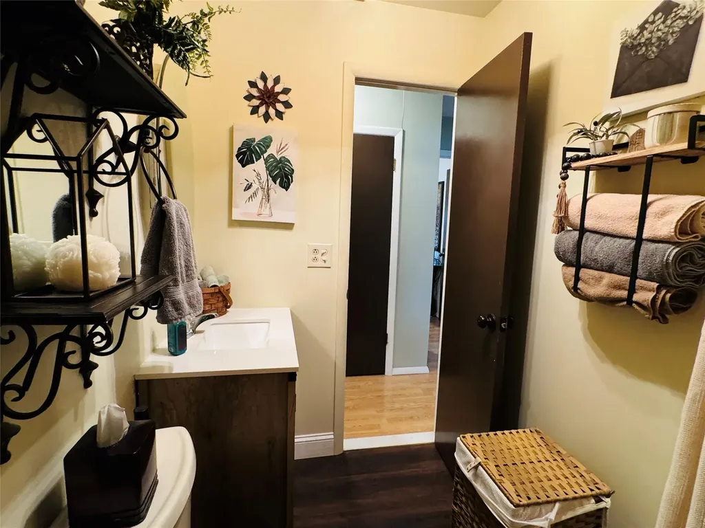 97 Rolling Meadows Road Middletown NY 10940