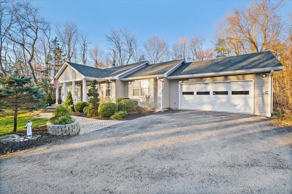 29 Meier Road Poughkeepsie NY 12603