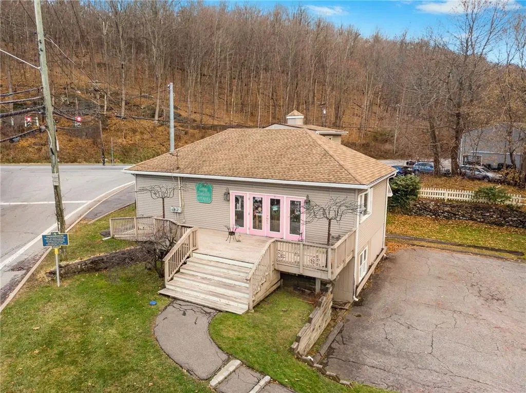 1287 Route 311 Patterson NY 12563